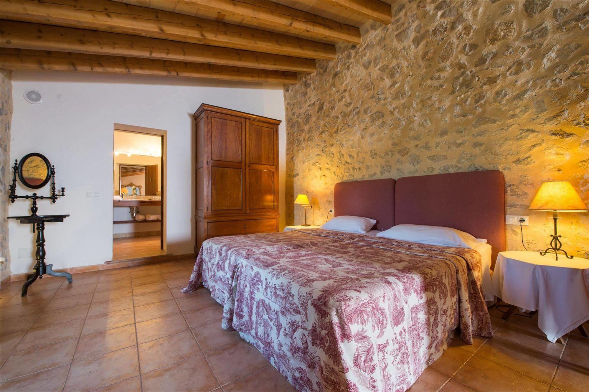 Hotel Rural Can Feliu Поррерас Экстерьер фото