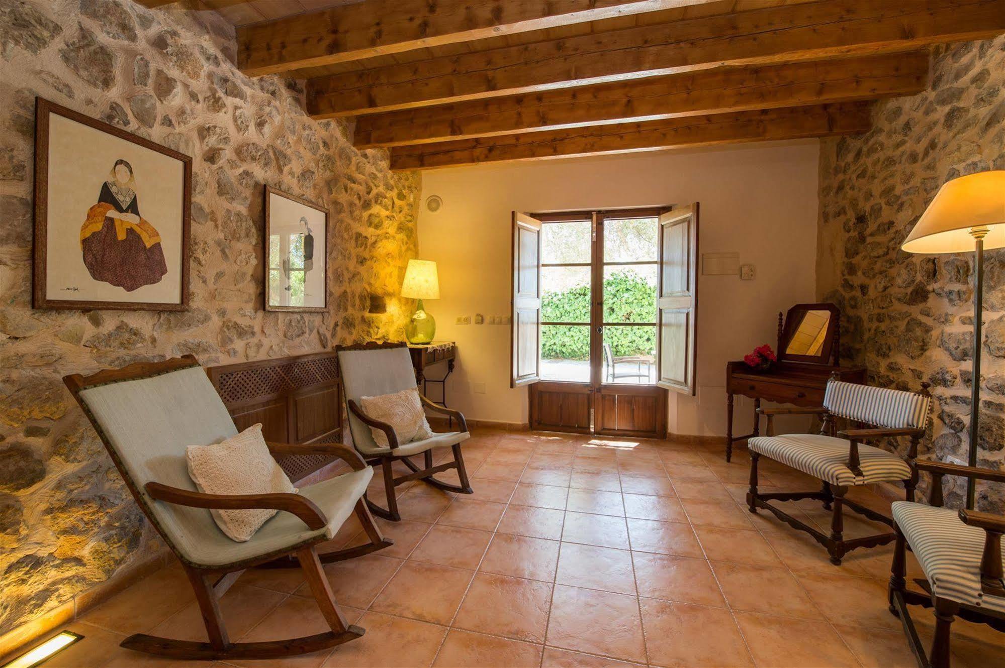 Hotel Rural Can Feliu Поррерас Экстерьер фото