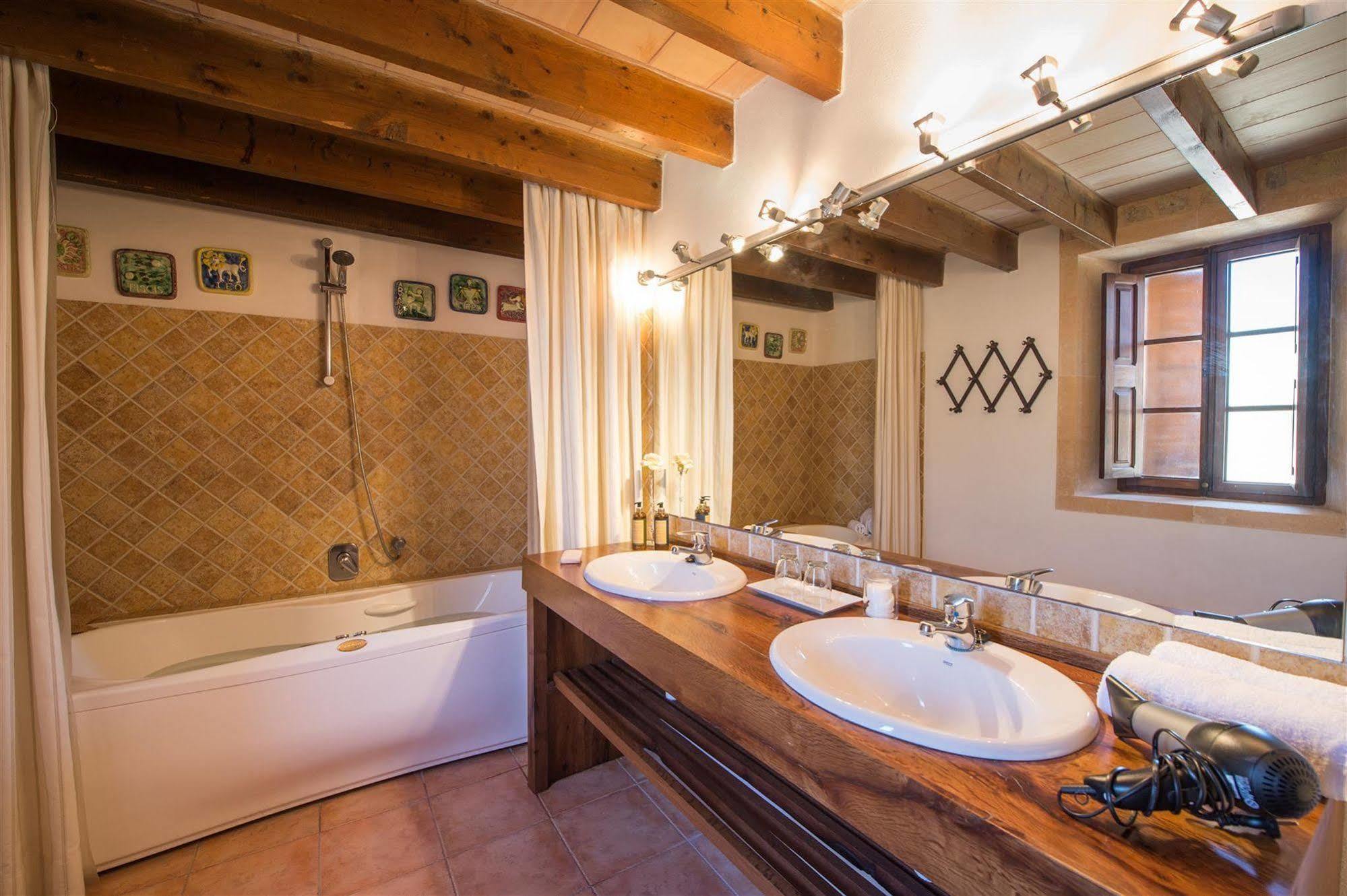 Hotel Rural Can Feliu Поррерас Экстерьер фото