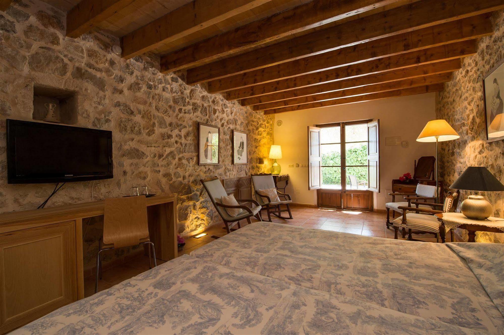 Hotel Rural Can Feliu Поррерас Экстерьер фото
