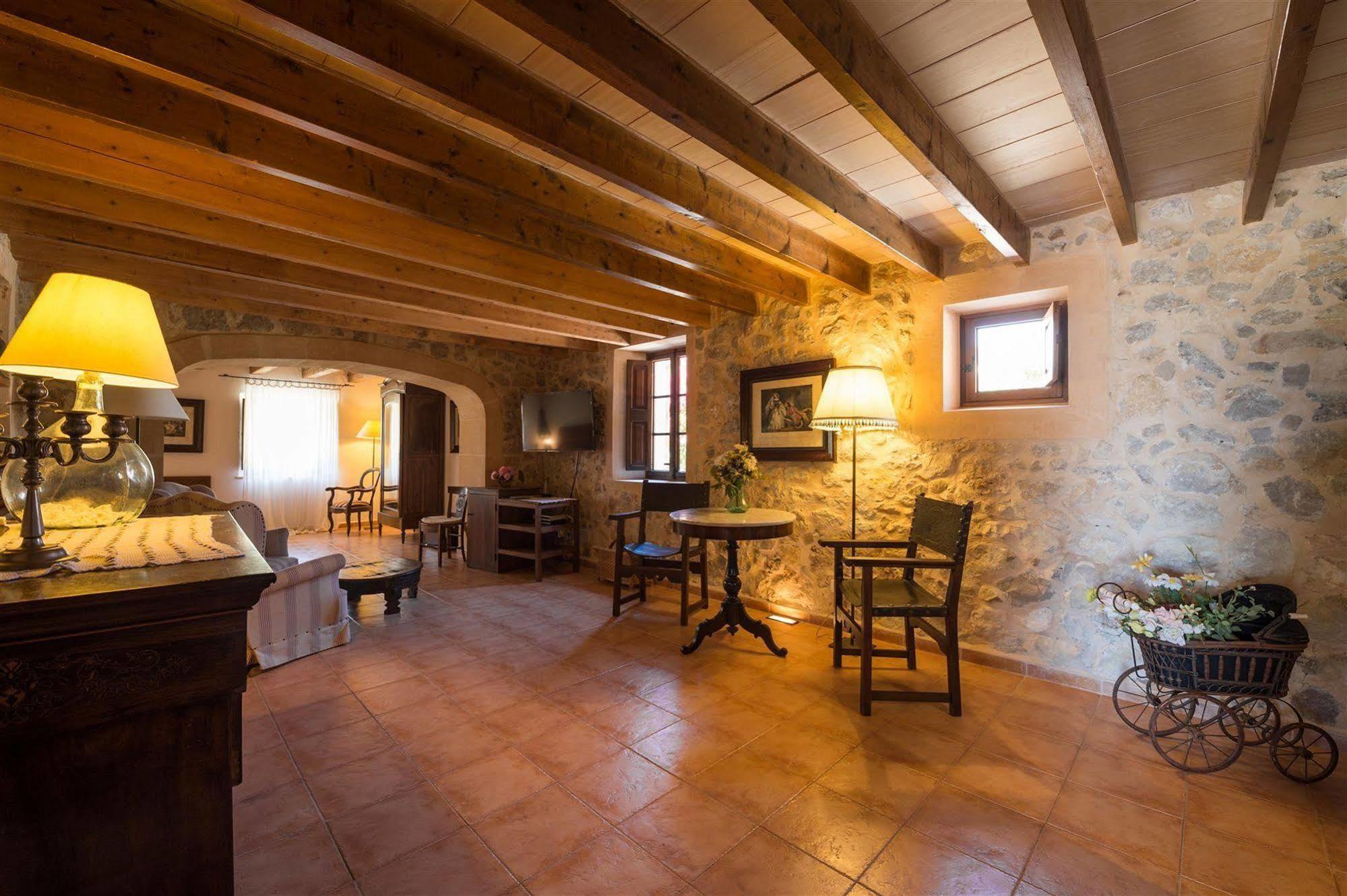 Hotel Rural Can Feliu Поррерас Экстерьер фото